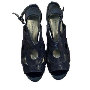 Bandolino navy sandal pump